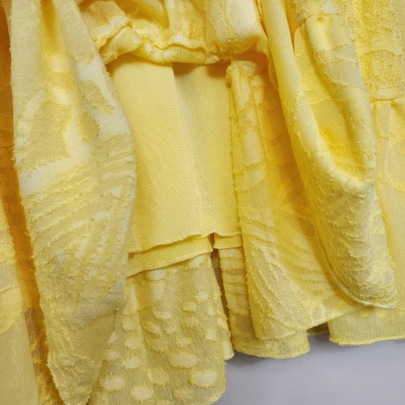 NEW Cativa Vibrant Yellow Tiered Dress Lace Floral Size Small Romantic Babydoll - Picture 10 of 16